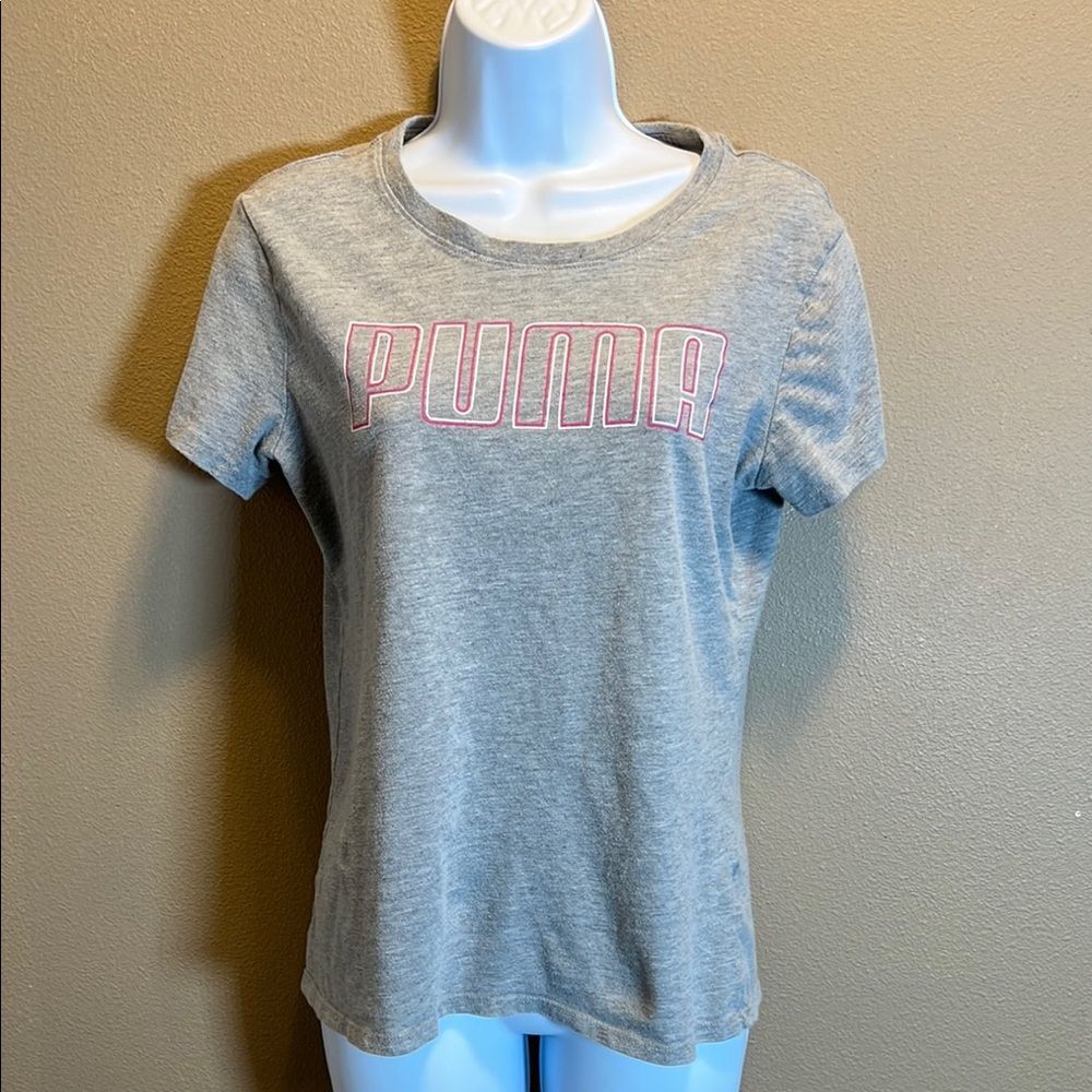 Puma Women’s Gray Athletic T-Shirt Pink Accents Size Medium